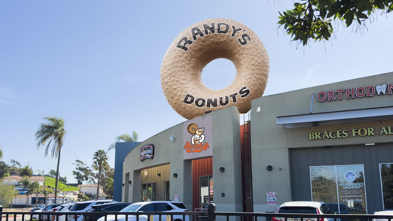 Chula Vista Randy's Donuts is opening on Friday