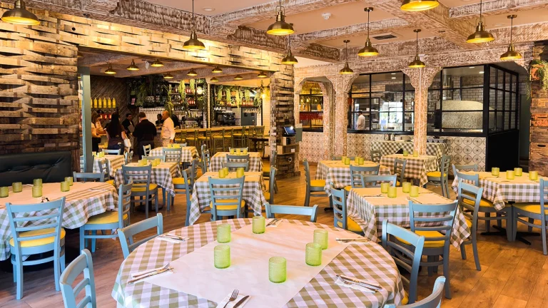 Welcome to Acqua e Farina: Chula Vista’s New Dual-Kitchen Delight!