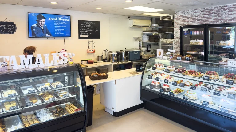 Sweet Lindo Mexican Bakery: 40 Years of Flavor in Chula Vista