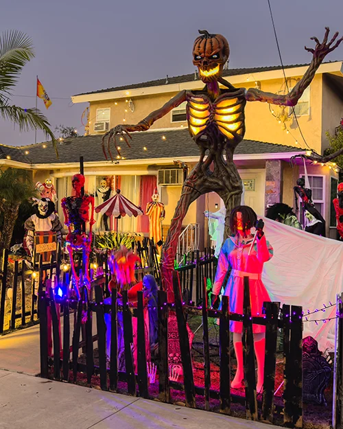 Chula Vista House Halloween Decorations