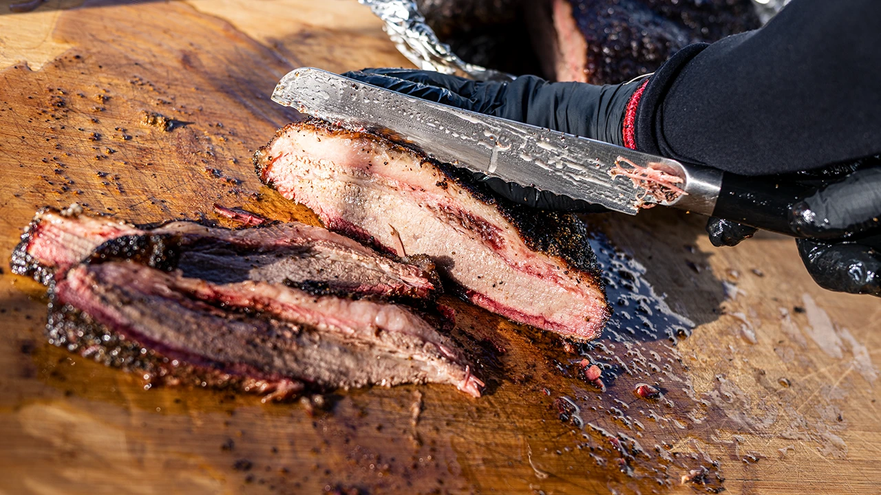 Heavy's Smokehouse BBQ in Chula Vista