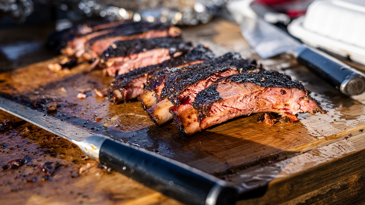 Heavy's Smokehouse BBQ in Chula Vista